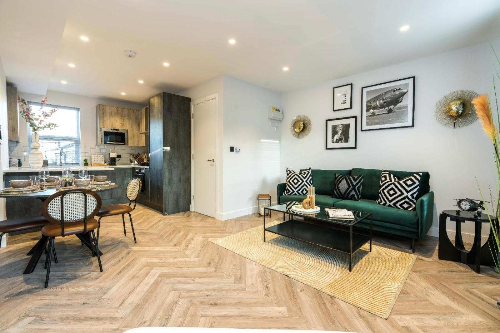 Convenient Family Flat-stylish Unique London